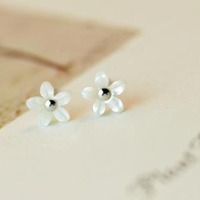 925 Silver Daisy Flower Stud Earrings